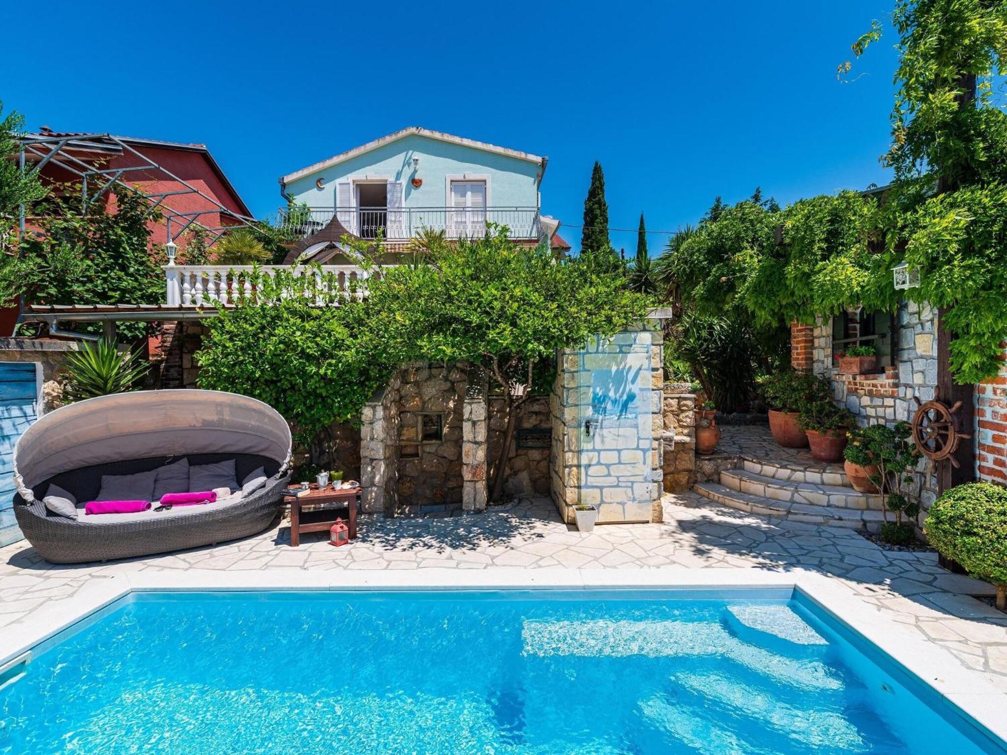 Beautiful Holiday Home With Private Pool, Nice Garden With Relax Area, Taverne Maslenica Exterior foto